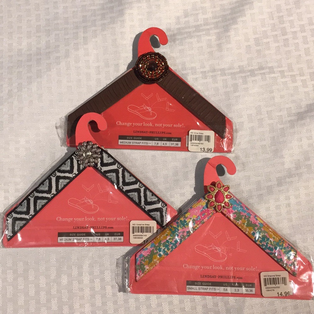 Flip-flop covers Lindsay Phillips covers x3.